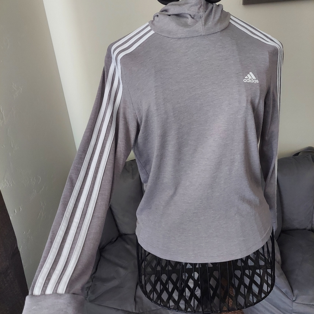 Woman Adidas long sleeve hooded top, light Grey, size small